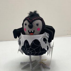 Target Hyde and Eek Featherly Friends Skitter 2024 NWT
